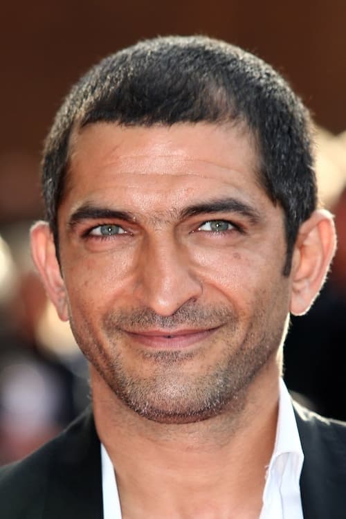 عمر بیدار شد