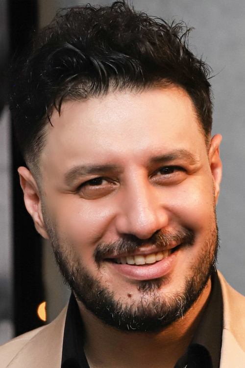جاواد عزتی
