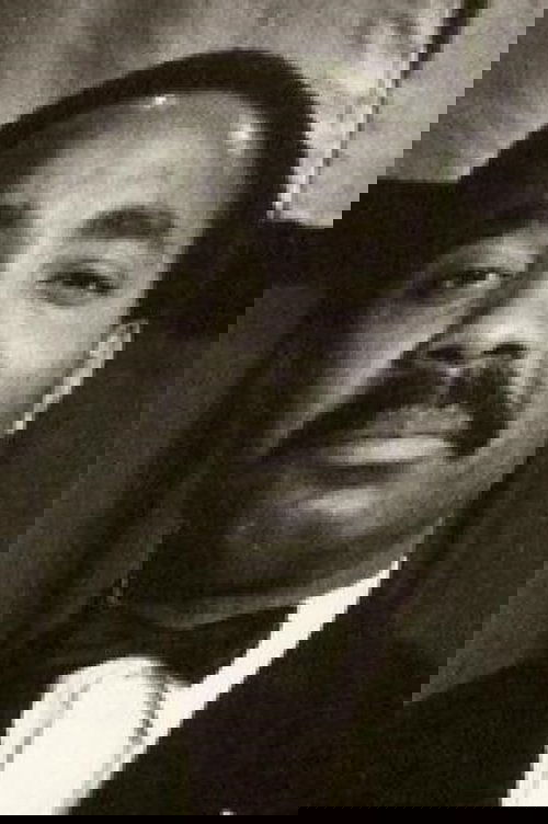 Raymond Aquilon