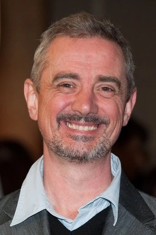 سام سقوط کرد