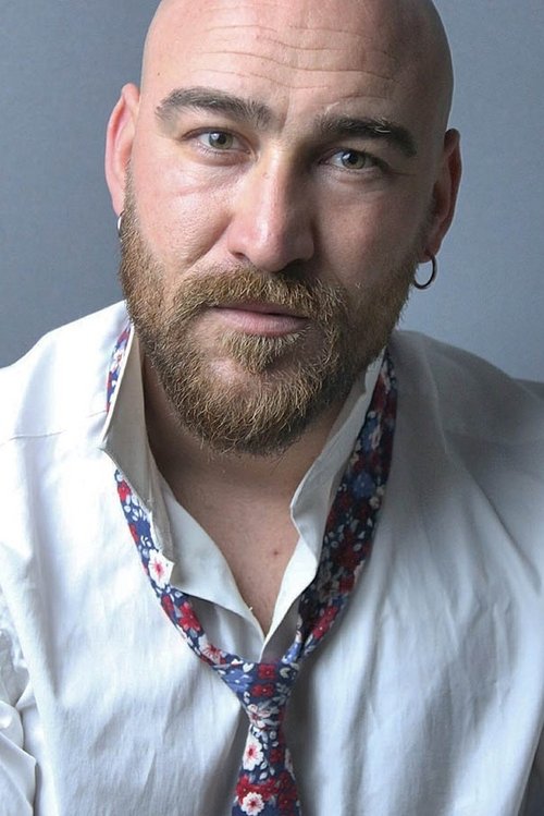 Doğan Barış yaşar