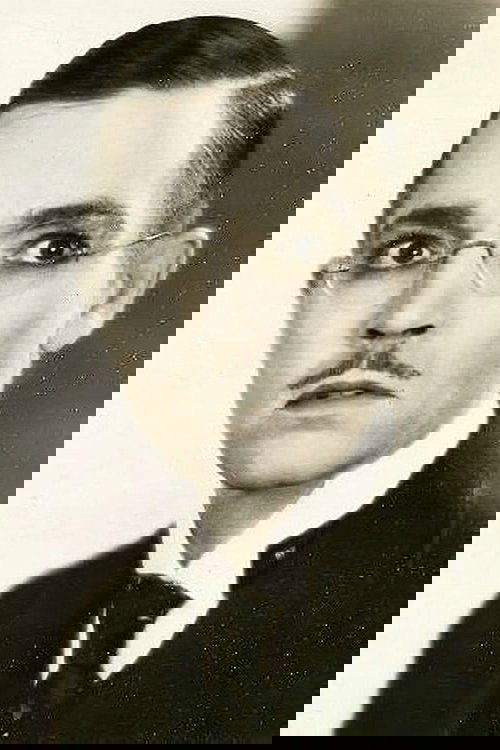 Johnny Arthur