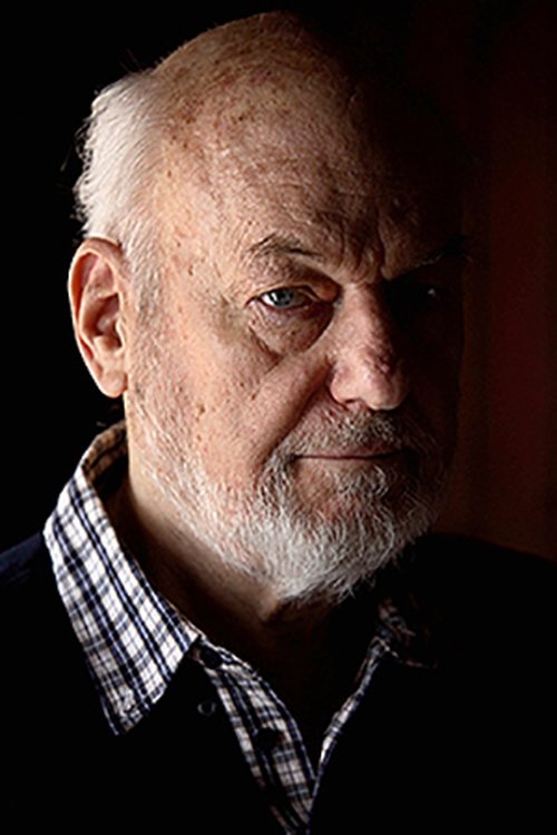 Dušan MakaveJev