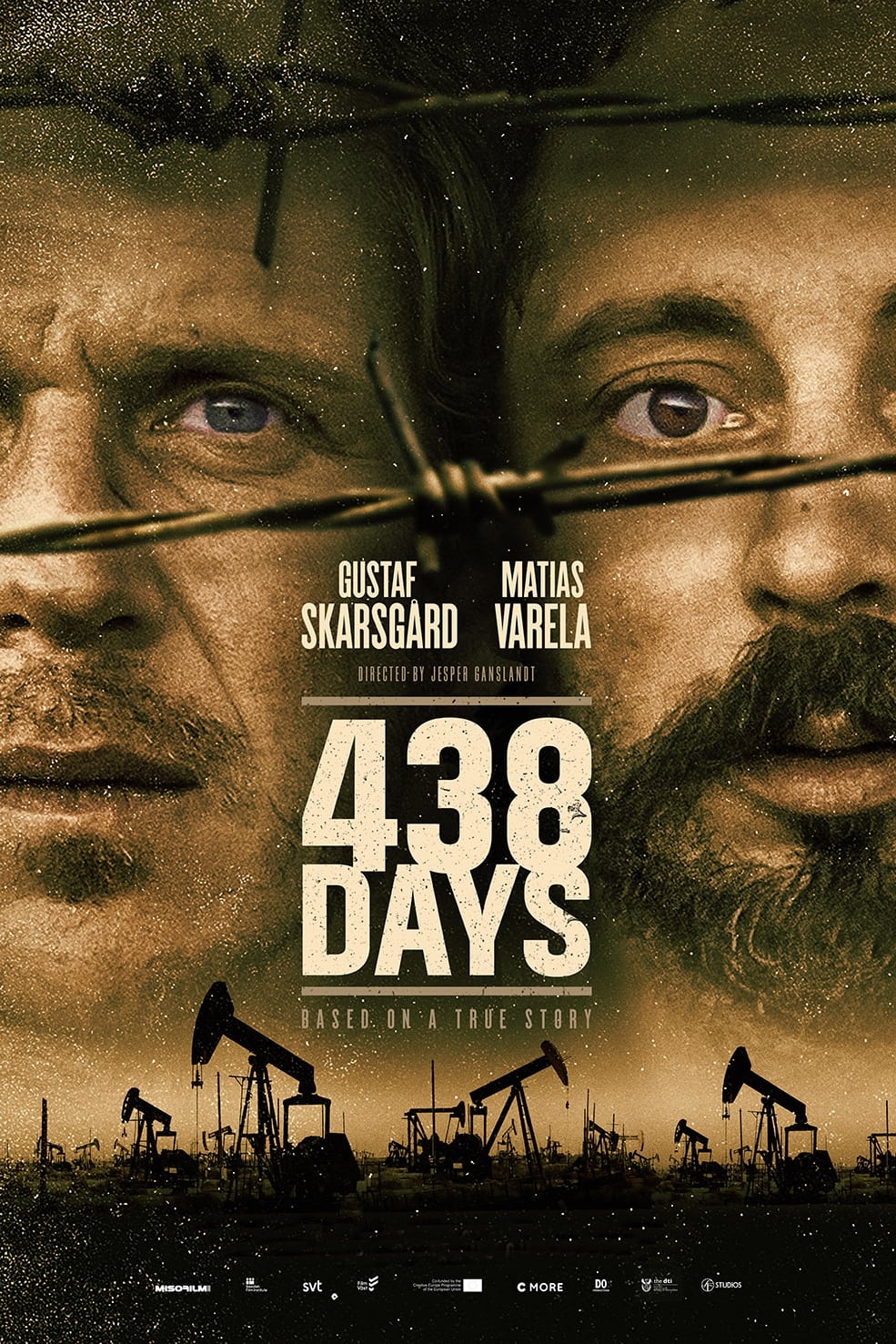 438 روز