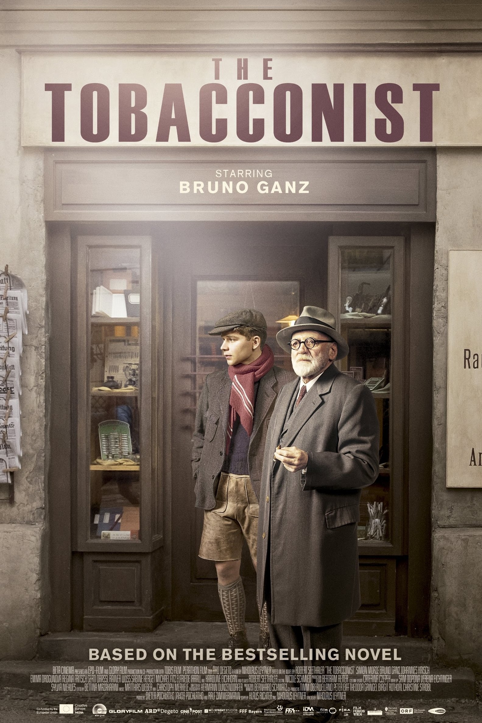 ترجمه "The Tobacconist": دودکش