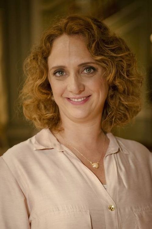 letícia isnard