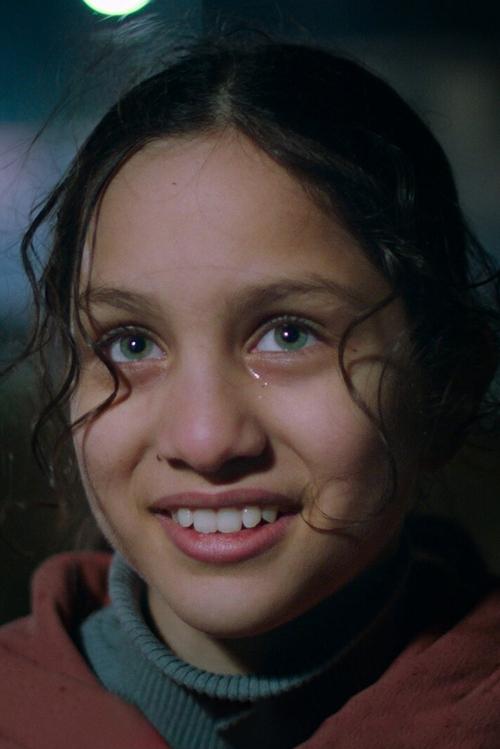 isha zainab kahn