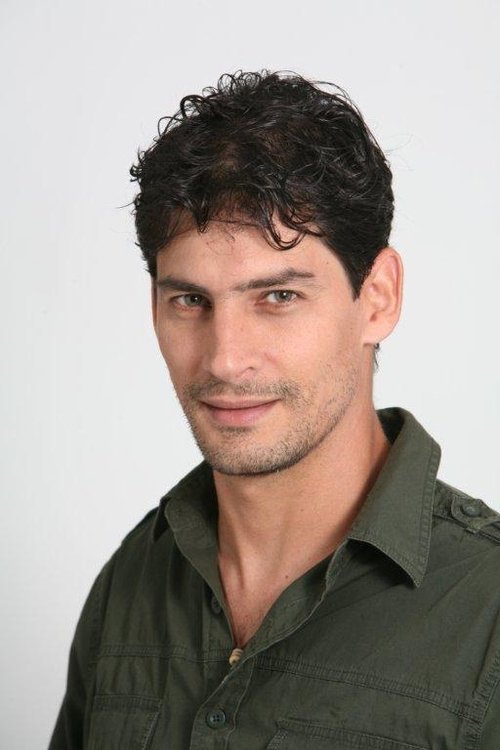 Adrián MAS