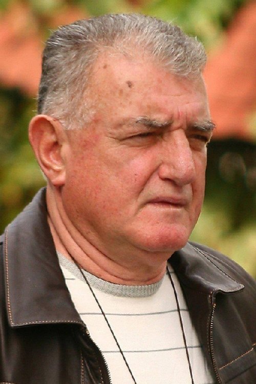 سرپرست yaşar